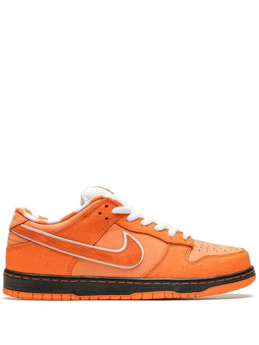 Oranje nikes cheap