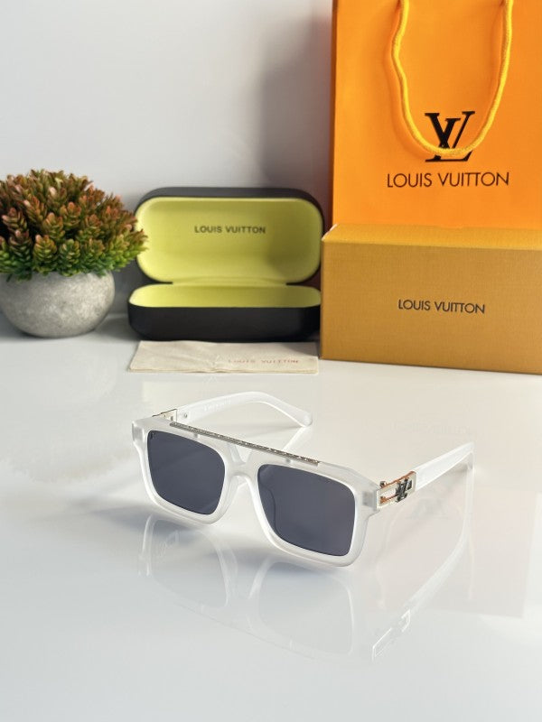 Louis Vuitton 121