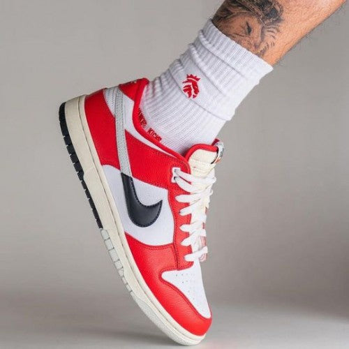 Nike SB dunk Low Split Chicago – LUXZILLA