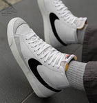 Nike Blazer Mid Vintage White