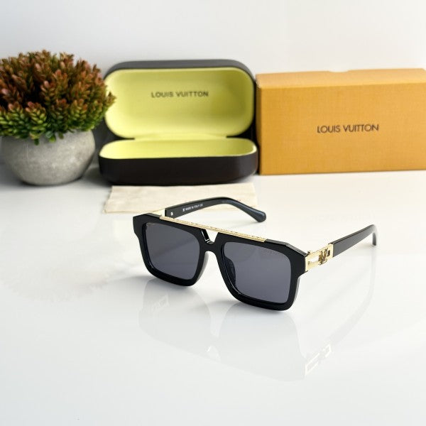 Louis Vuitton 121 Gold Black – LUXZILLA