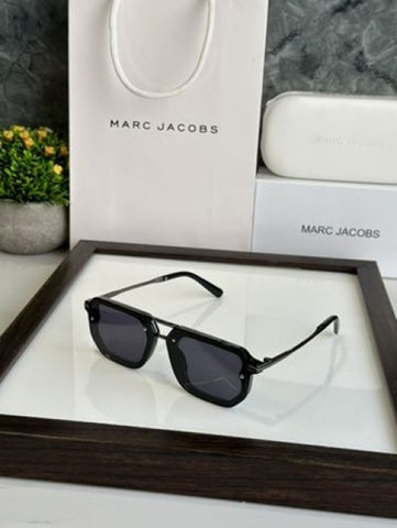 Marc Jacobs Full Black