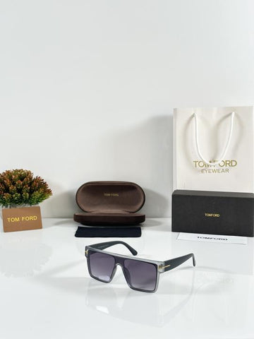 Tomford A17 Grey Black DC