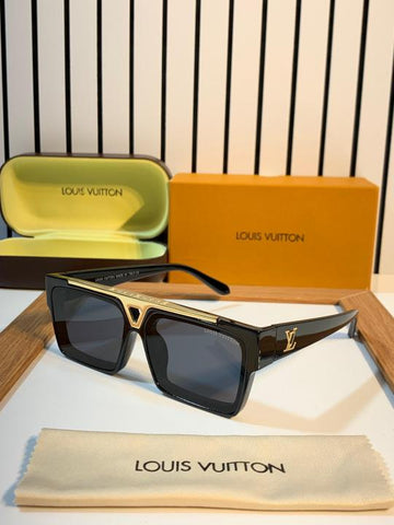 Louis Vuitton 1984 Black Gold