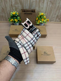 Burberry Checks Beige